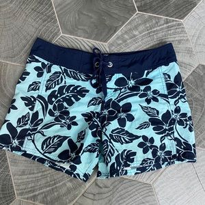 Tommy Bahama Women’s Boardshorts XS